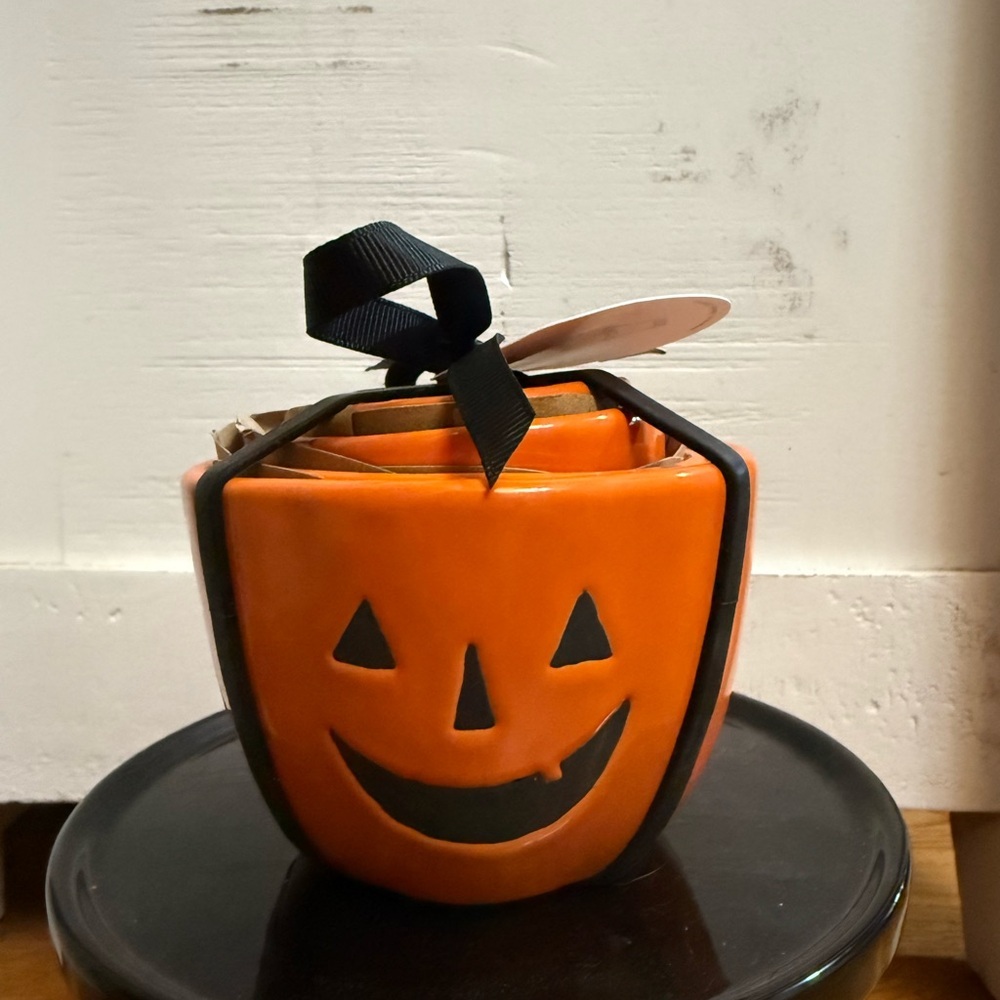 Rae Dunn Orange Jack-O'-Lantern Measuring Cups
